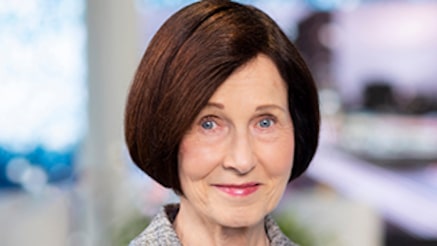 Sari Baldauf potretti